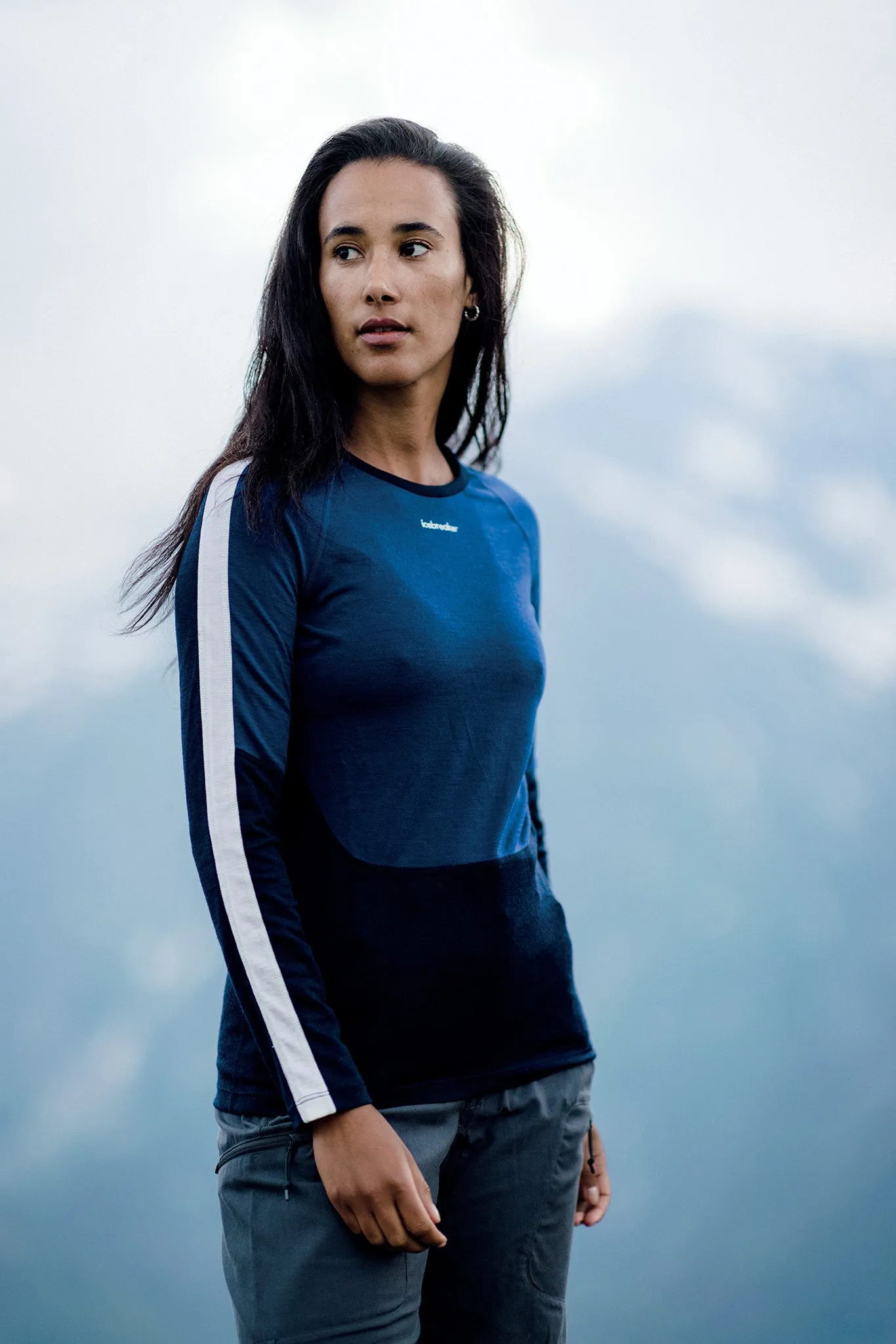 200 Sonebula Merino Long Sleeve Crewe Base Layer Top - Women's|-|Couche de base à manches longues à col rond en mérinos 200 Sonebula - Femme