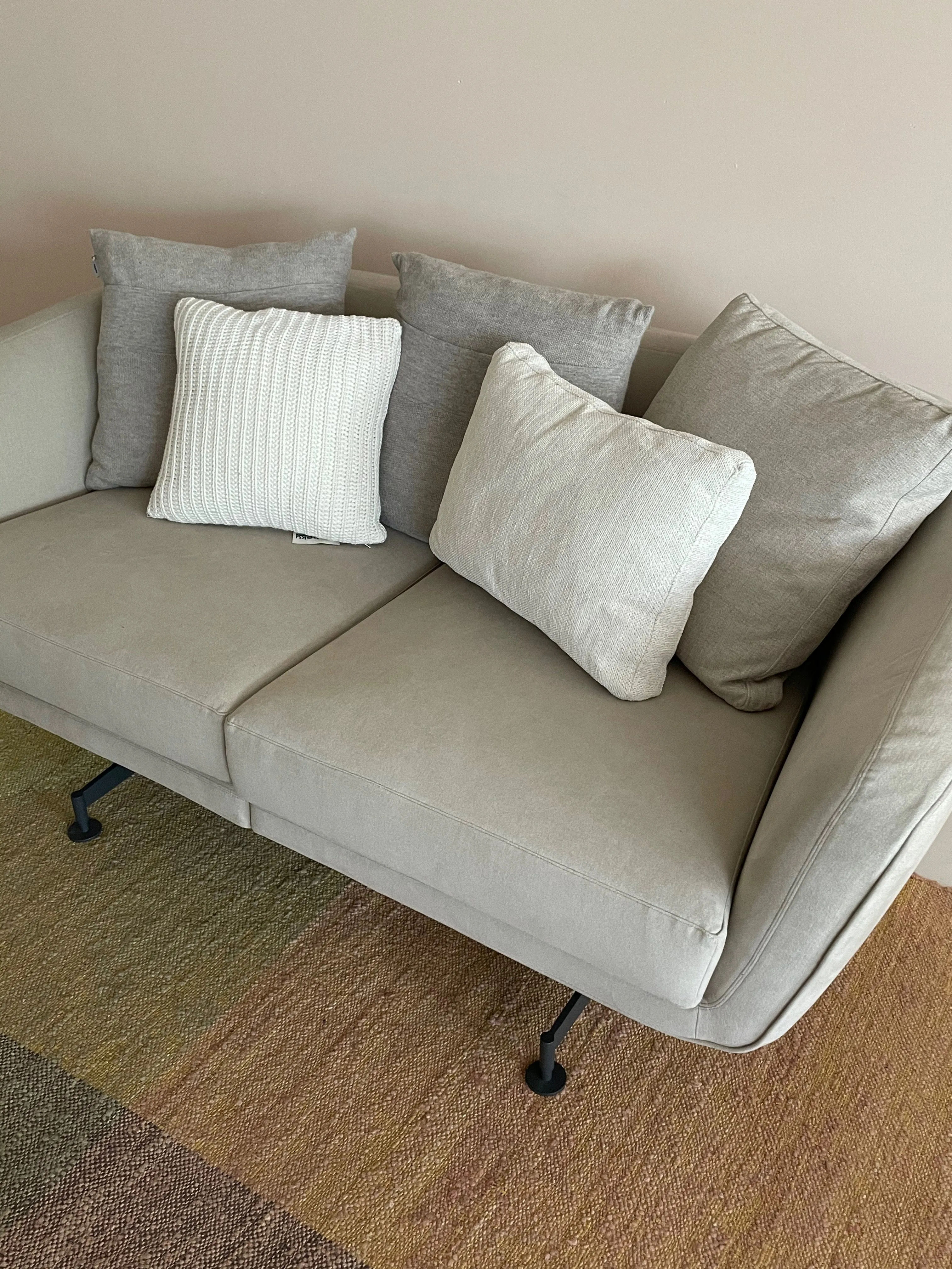 Layer Cushion Sand Grey ( set of 2)