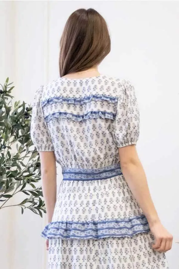 Tie Front Crop Top
